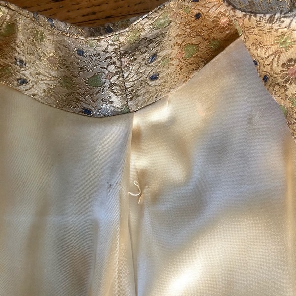 VINTAGE GOLD BROCADE SWING STYLE JACKET - Picture 8 of 10